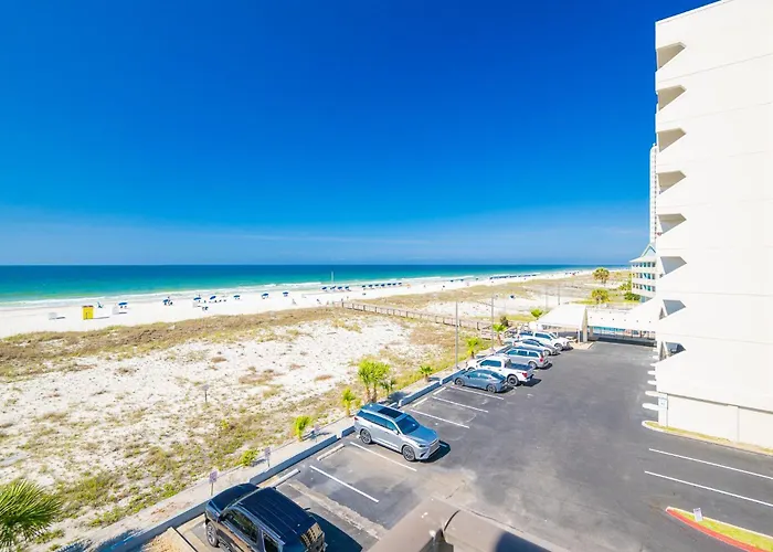 Apartment Island Winds East 309 *